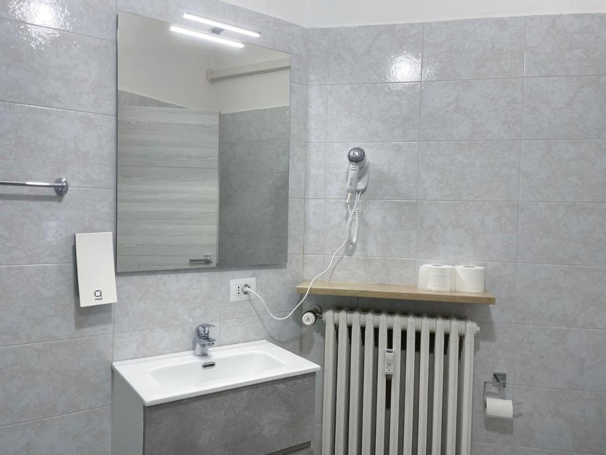 Nuovo Confortini Rooms Sunday Verona Luaran gambar
