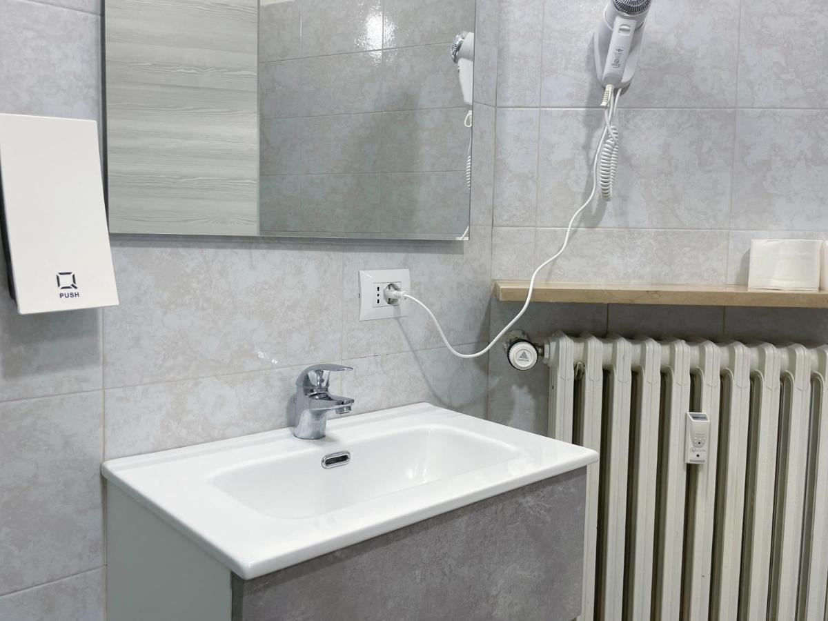 Nuovo Confortini Rooms Sunday Verona Luaran gambar